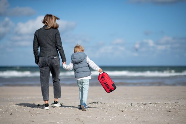 gaan vliegeren op strand